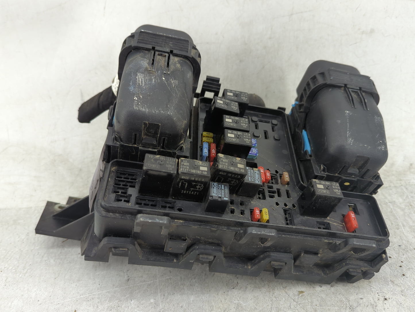 2015-2016 Lincoln Mkz Fusebox Fuse Box Panel Relay Module P/N:DG9T14A075AA Fits Fits 2015 2016 OEM Used Auto Parts - Oemused