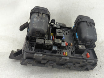 compare product 2015-2016 Lincoln Mkz Fusebox Fuse Box Panel Relay Module P/N:DG9T14A075AA Fits Fits 2015 2016 OEM Used Auto Parts