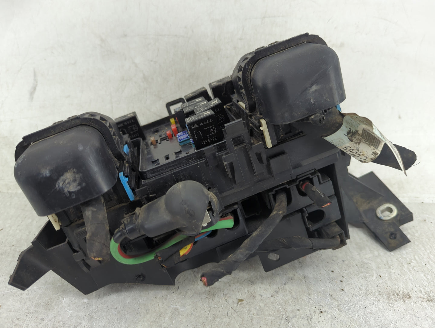 2015-2016 Lincoln Mkz Fusebox Fuse Box Panel Relay Module P/N:DG9T14A075AA Fits Fits 2015 2016 OEM Used Auto Parts - Oemused