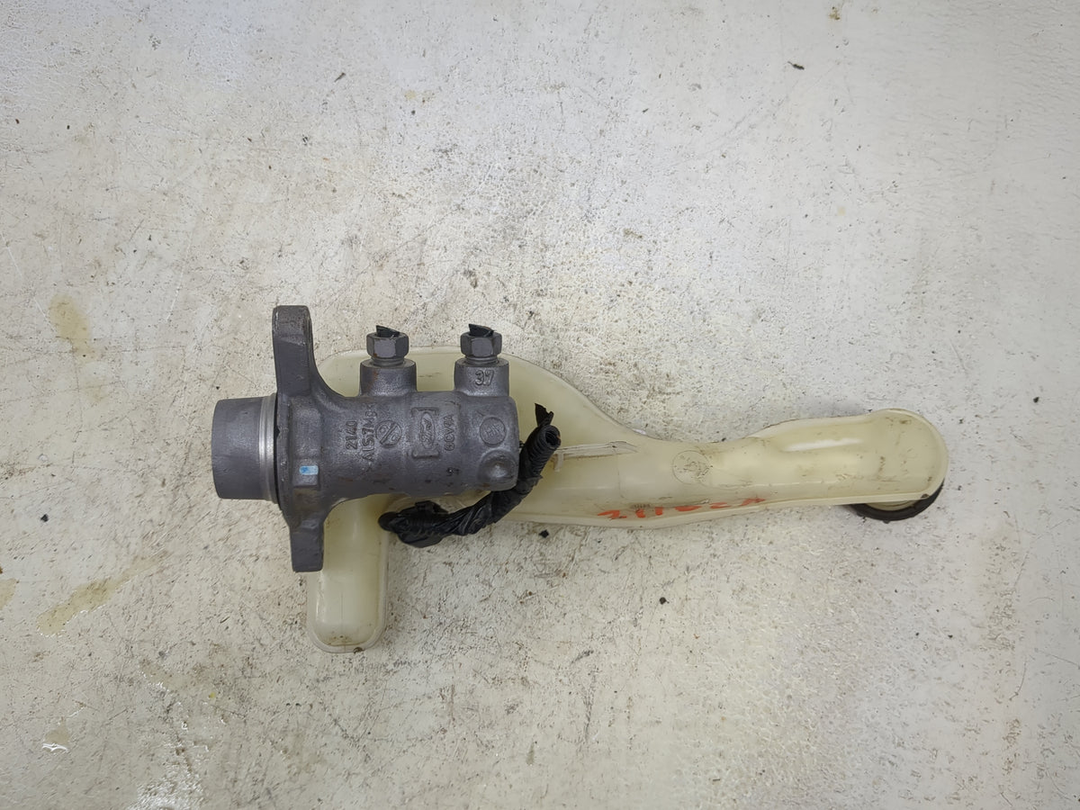 2013-2016 Lincoln Mkz Brake Master Cylinder 1513279 - Oemusedautoparts1.com