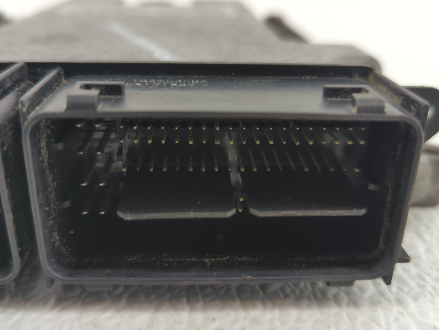 2015 Lincoln Mkz PCM Engine Control Computer ECU ECM PCU OEM P/N:FJ5A-12B684-AA FP5A-12A650-HC Fits OEM Used Auto Parts - Oe