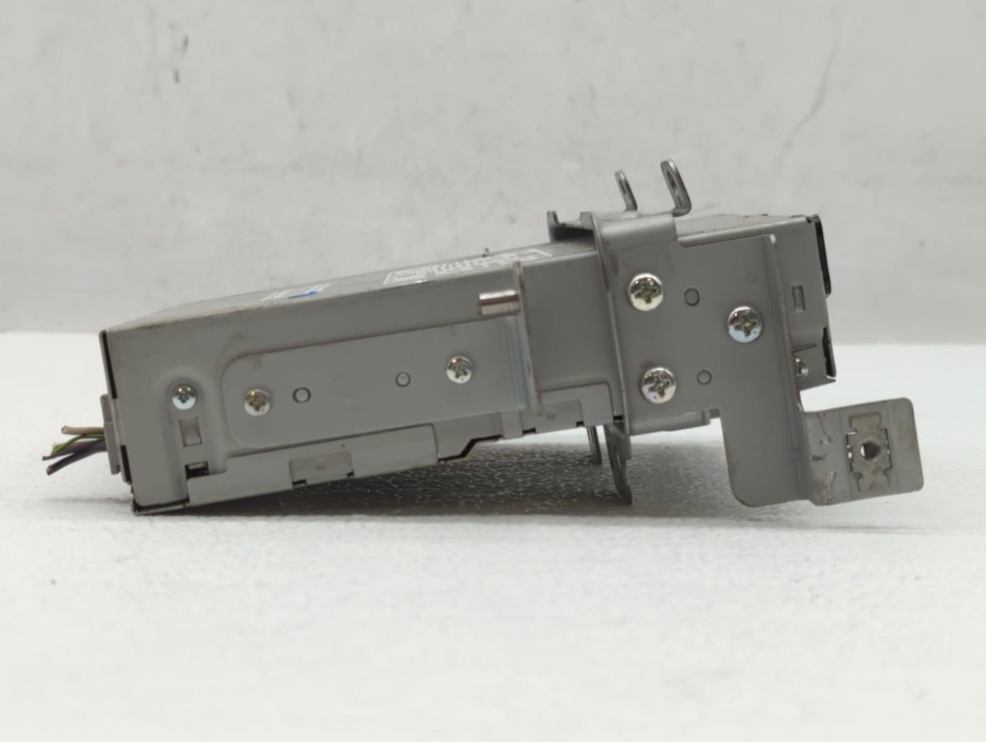 2015-2016 Lincoln Mkz Radio AM FM Cd Player Receiver Replacement P/N:FP5T-18C830-AC Fits Fits 2015 2016 OEM Used Auto Parts 