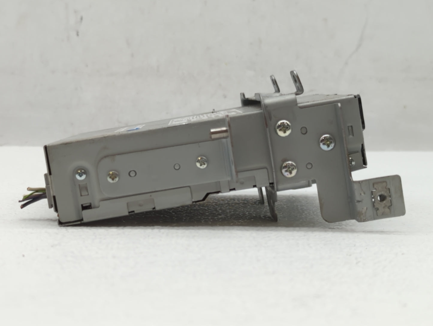 2015-2016 Lincoln Mkz Radio AM FM Cd Player Receiver Replacement P/N:FP5T-18C830-AC Fits Fits 2015 2016 OEM Used Auto Parts 
