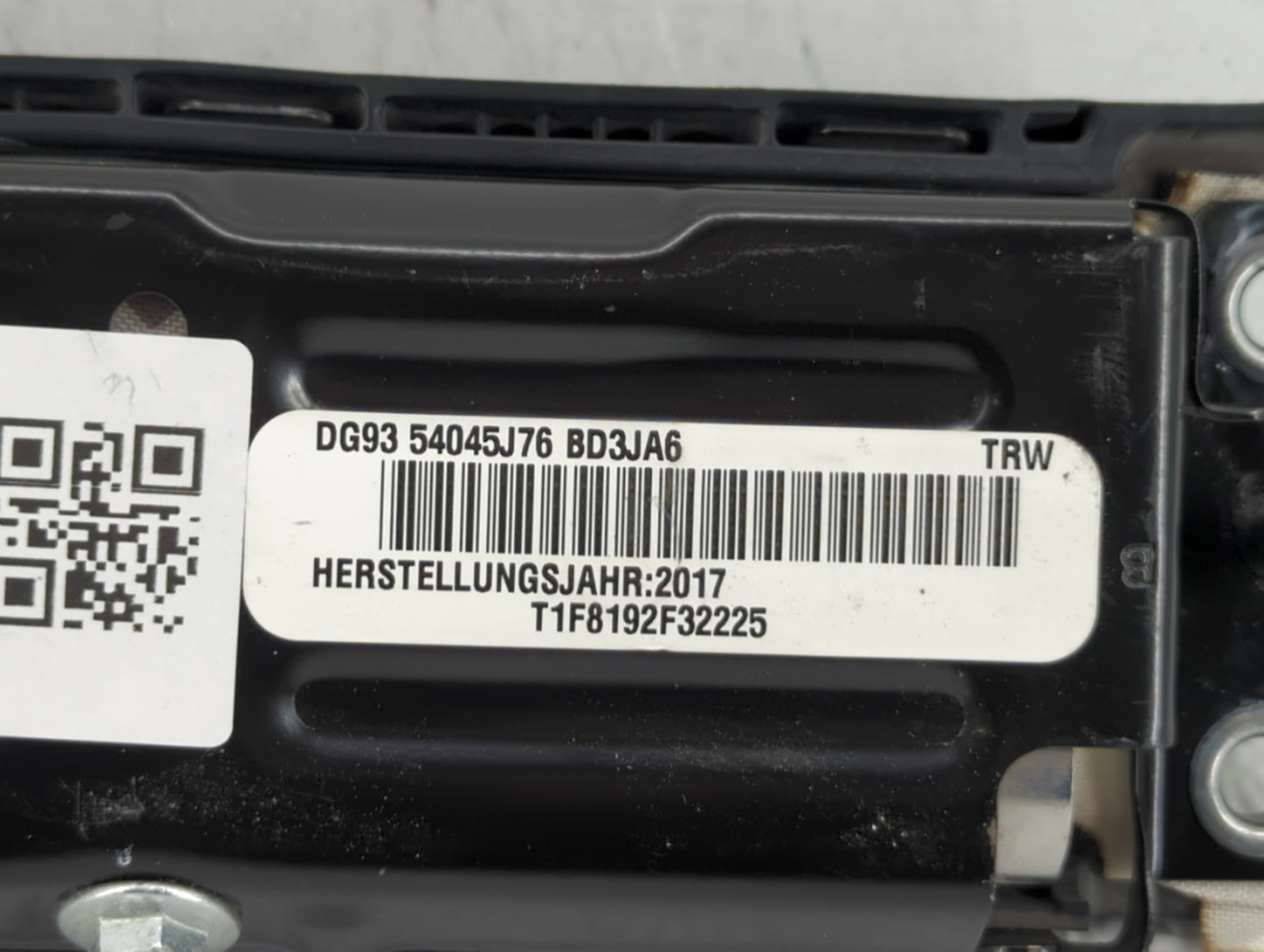 2013-2020 Lincoln Mkz Air Bag Passenger Right Knee OEM P/N:DG93 54045J76 BD3JA6 Fits Fits 2013 2014 2015 2016 2017 2018 2019