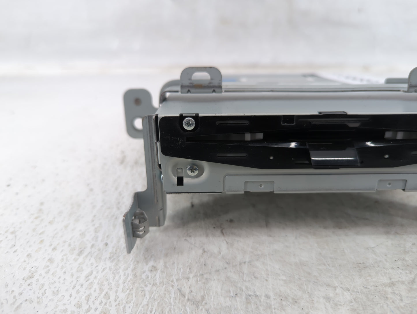 2015-2016 Lincoln Mkz Am Fm Cd Player Radio Receiver - Oemusedautoparts1.com