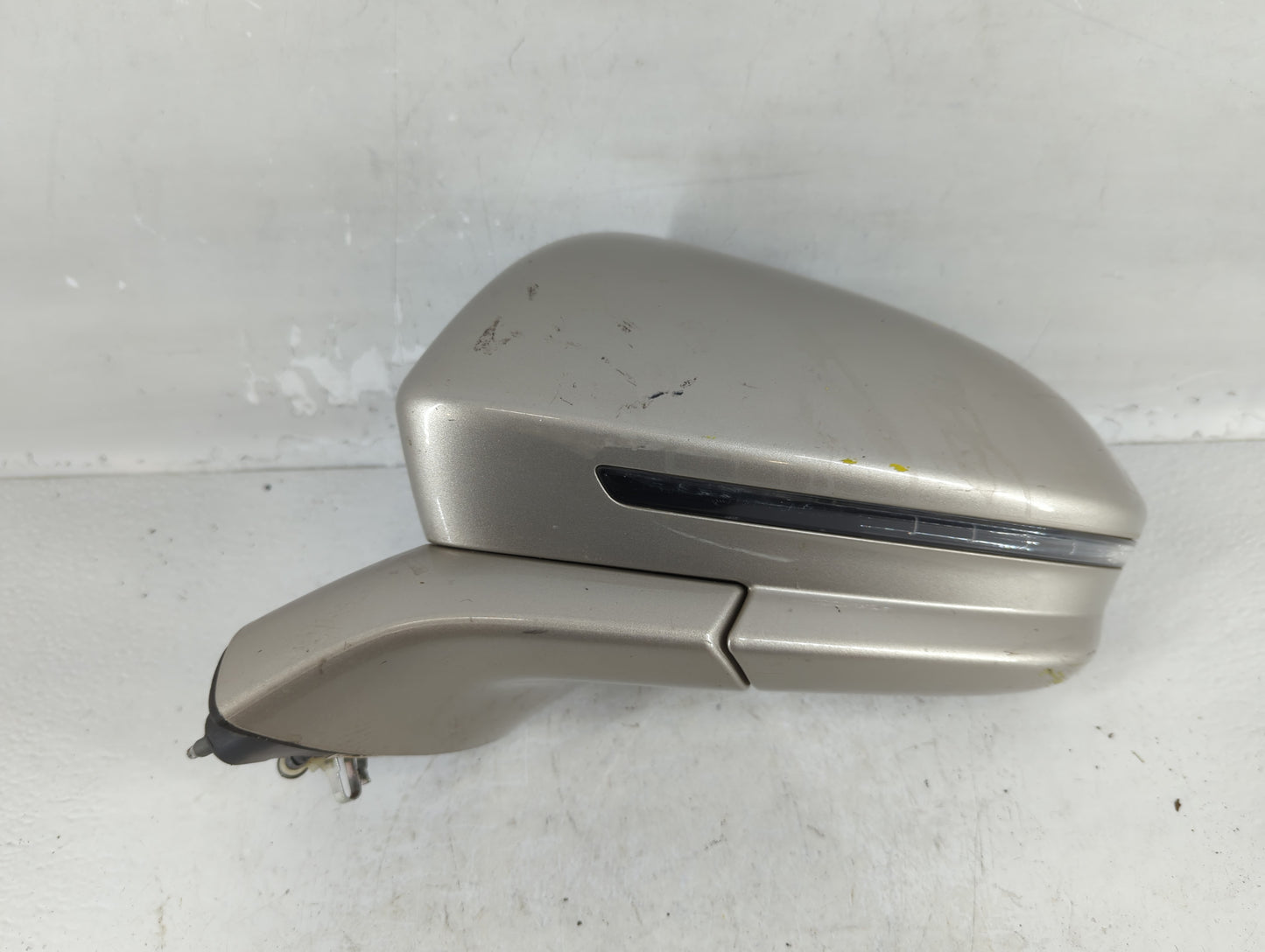 2015 Lincoln Mkz Driver Side View Mirror - Left Door Mirror OEM Used - Oemusedautoparts1.com