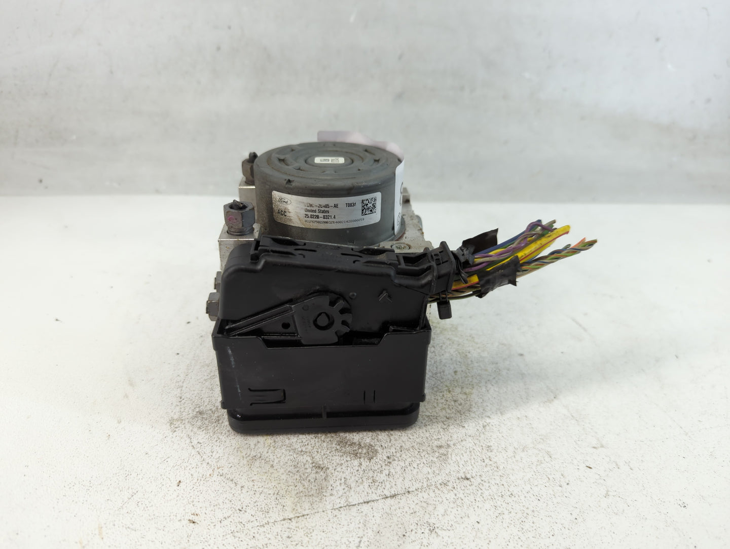 2014-2016 Lincoln Mkz ABS Pump Control Module Replacement Fits Fits 2014 2015 2016 OEM Used Auto Parts - Oemusedautoparts1.c