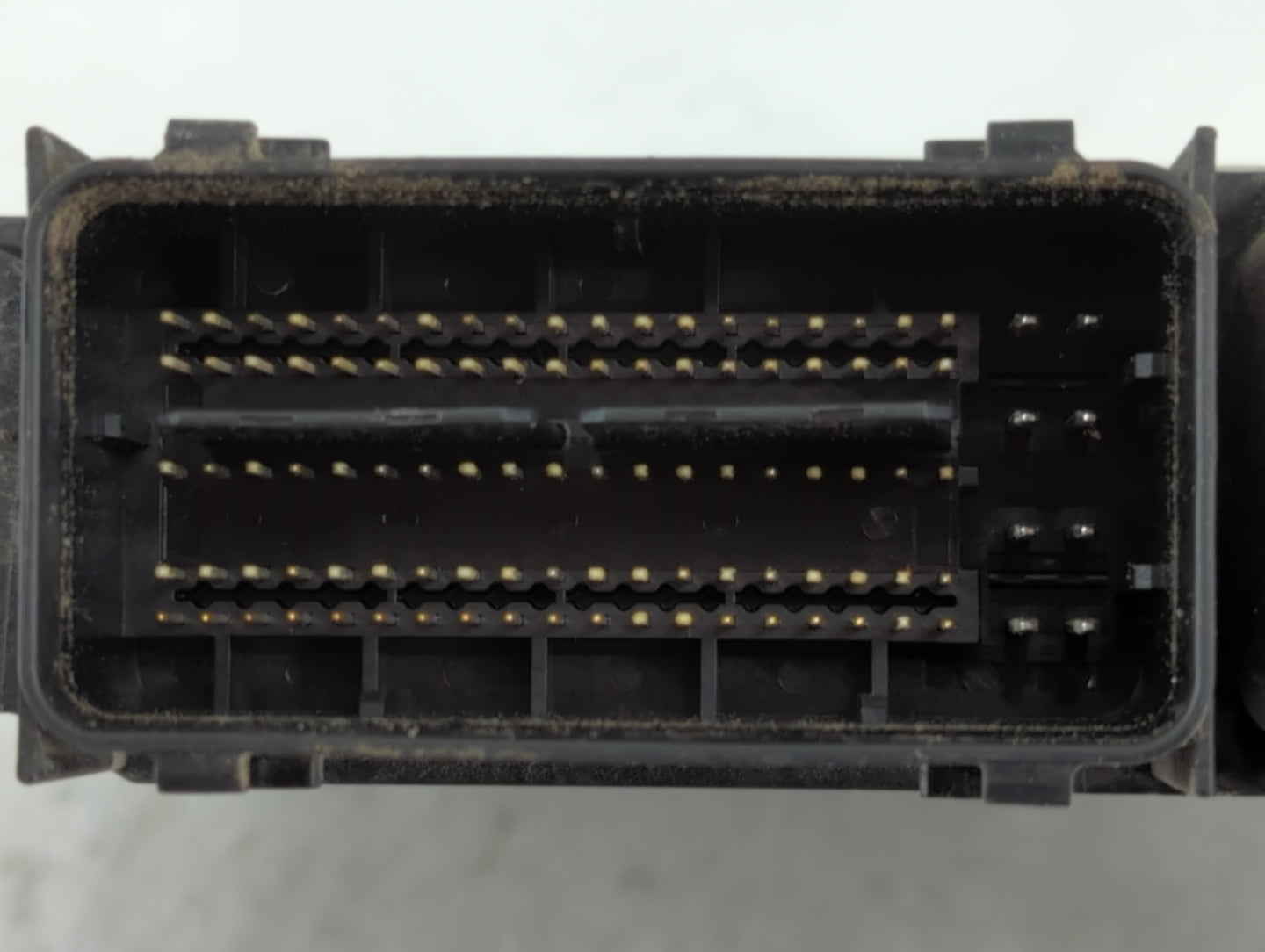 2015 Lincoln Mkz PCM Engine Control Computer ECU ECM PCU OEM P/N:0 261 S11 664 FJ5A-12B684-AA, FP5A-12A650-KC Fits OEM Used 