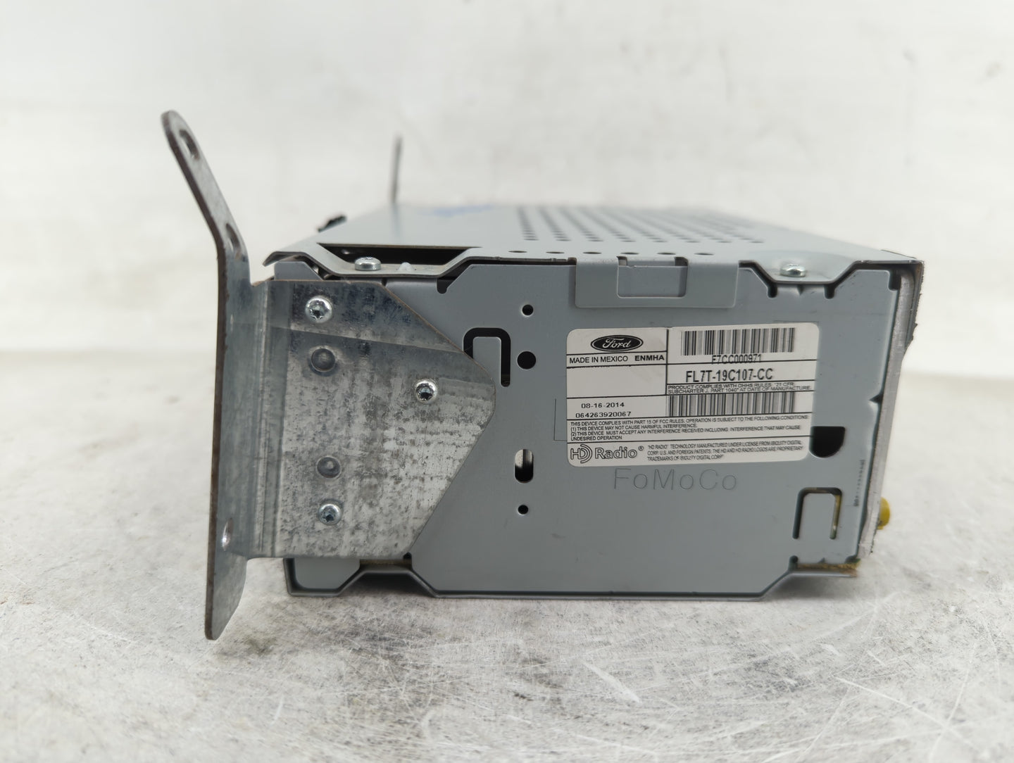 2015-2016 Lincoln Navigator Radio AM FM Cd Player Receiver Replacement P/N:FL7T-19C107-CC Fits Fits 2015 2016 OEM Used Auto 