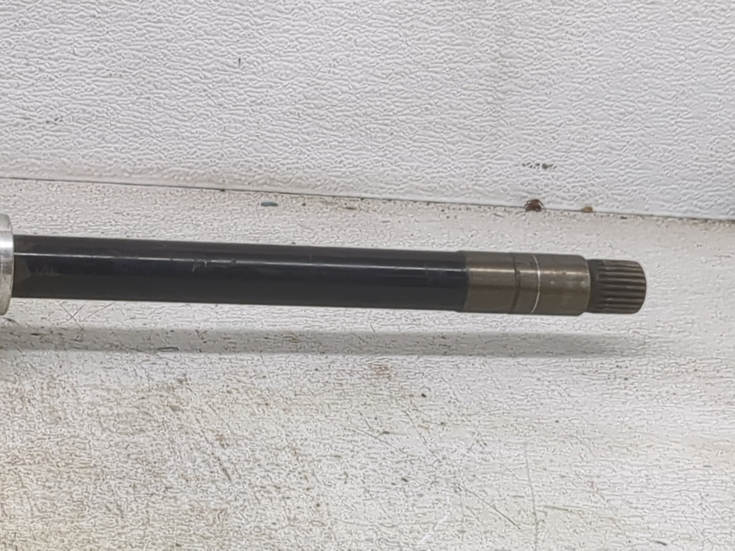 2015 Maserati Quattroporte Axle Shaft Front Driver Cv C/v - Oemusedautoparts1.com