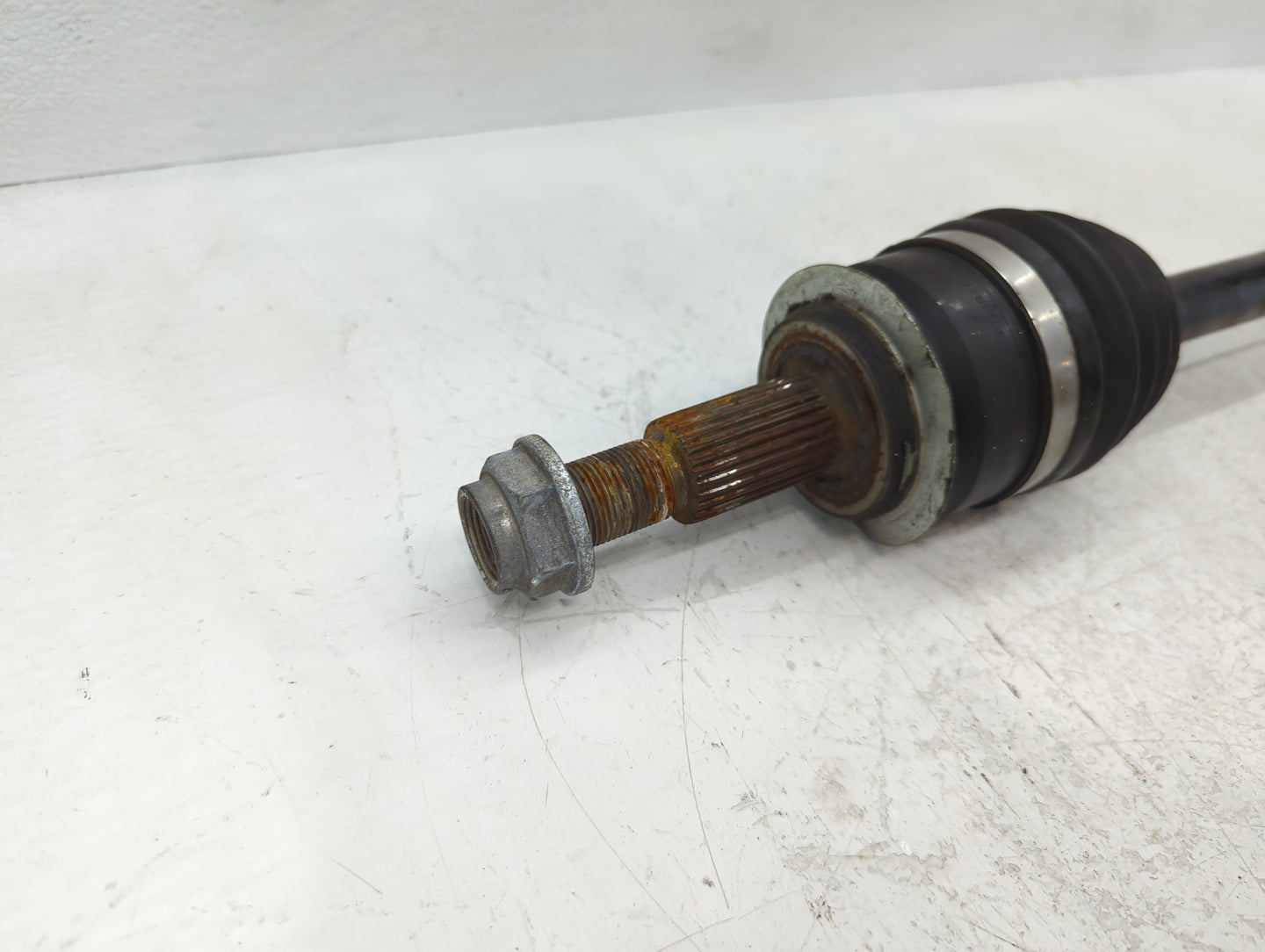 2014-2018 Mazda 3 Axle Shaft Front Driver Cv C/v - Oemusedautoparts1.com