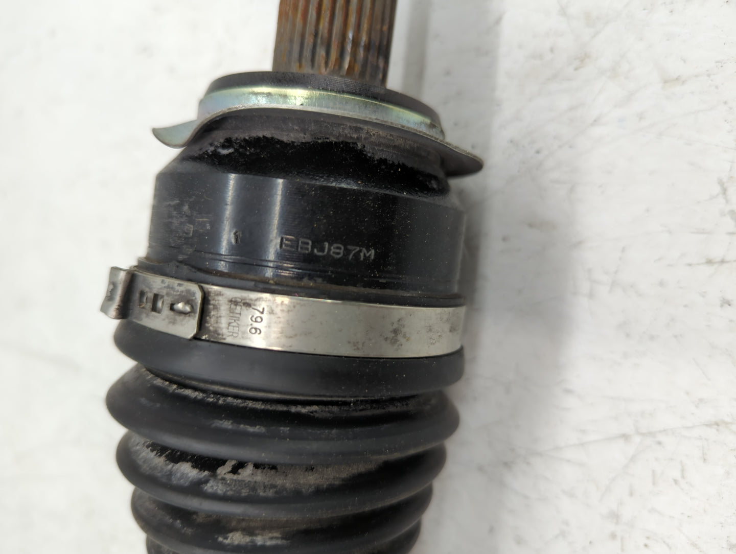 2014-2018 Mazda 3 Axle Shaft Front Driver Cv C/v - Oemusedautoparts1.com