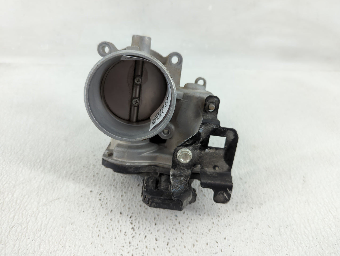 2014-2018 Mazda 3 Throttle Body P/N:0675 3S31 K4238, 13 640 Fits Fits 2014 2015 2016 2017 2018 OEM Used Auto Parts - Oemused