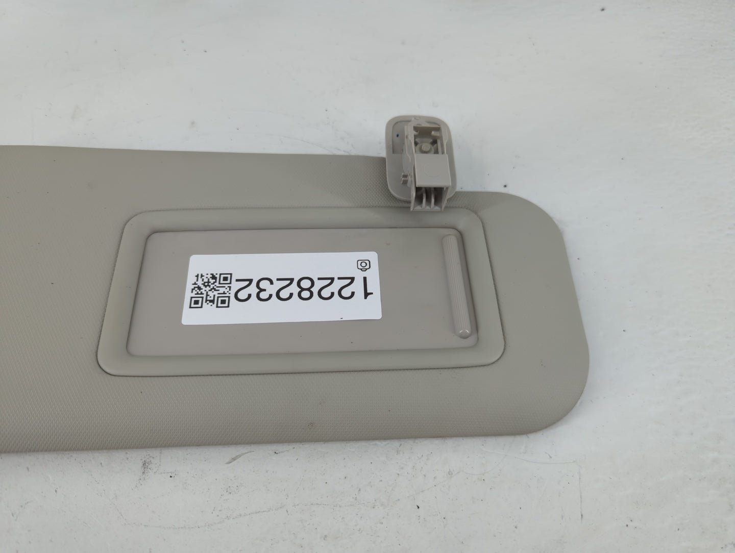 2014-2018 Mazda 3 Sun Visor Shade Replacement Passenger Right Mirror Fits Fits 2014 2015 2016 2017 2018 OEM Used Auto Parts 