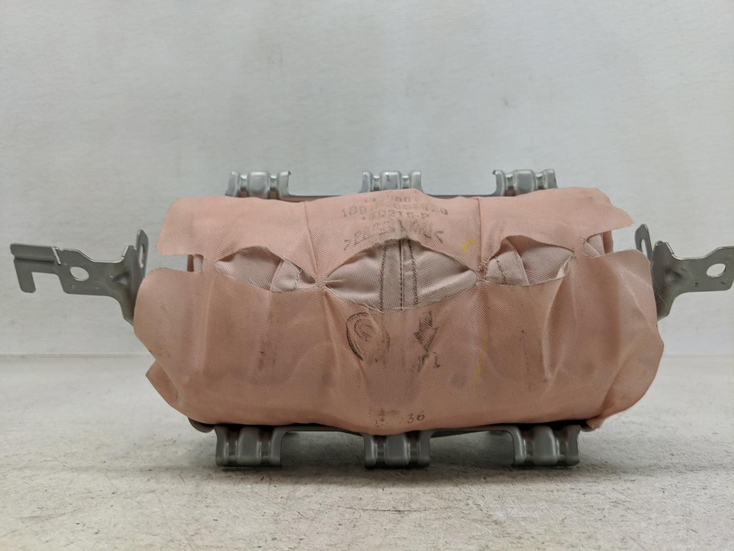 2014-2016 Mazda 3 Air Bag Passenger Right Dashboard OEM P/N:BHN160A11 Fits Fits 2014 2015 2016 OEM Used Auto Parts - Oemused