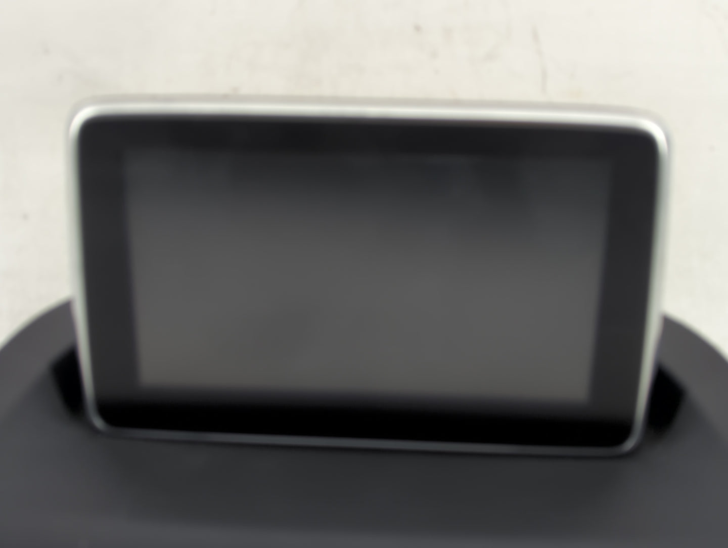 2014-2016 Mazda 3 Radio AM FM Cd Player Receiver Replacement P/N:BHP1 61 1JOD Fits Fits 2014 2015 2016 OEM Used Auto Parts -