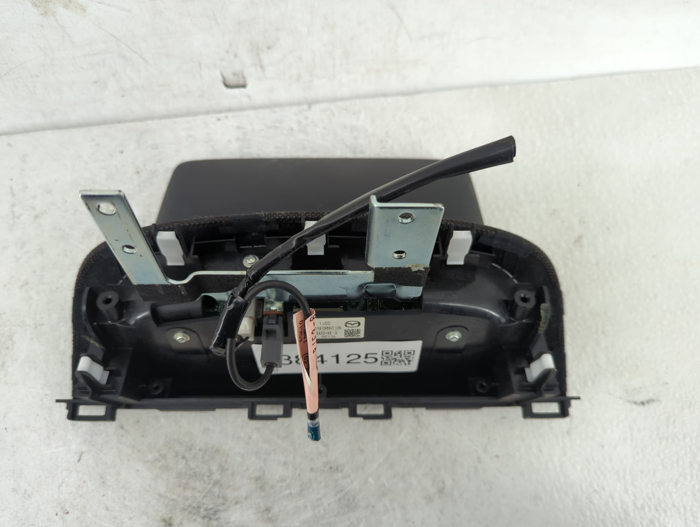 2014-2016 Mazda 3 Radio AM FM Cd Player Receiver Replacement P/N:BHP1 61 1JOD Fits Fits 2014 2015 2016 OEM Used Auto Parts -