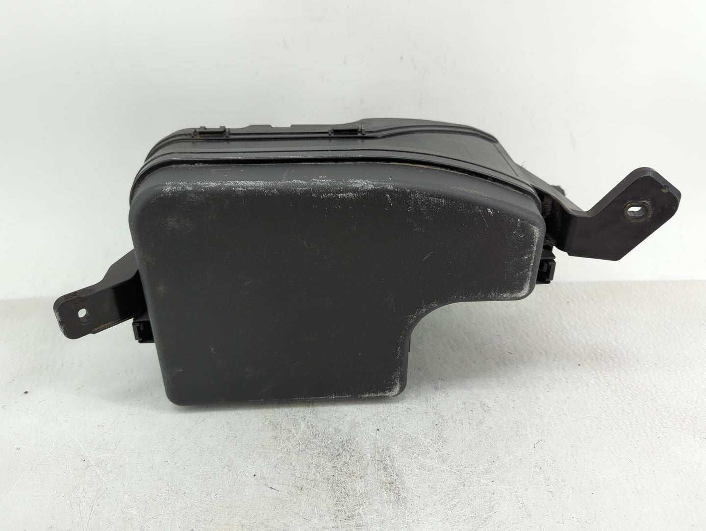 2014-2016 Mazda 3 Fusebox Fuse Box Panel Relay Module P/N:BHR1-66767 Fits Fits 2014 2015 2016 OEM Used Auto Parts - Oemuseda