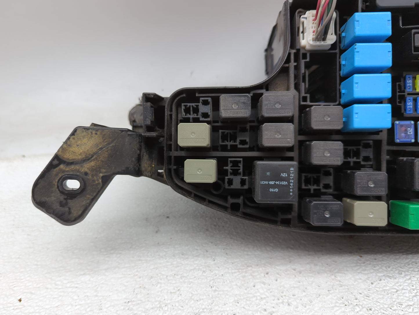 2014-2016 Mazda 3 Fusebox Fuse Box Panel Relay Module P/N:KD45-675X0 Fits Fits 2014 2015 2016 OEM Used Auto Parts - Oemuseda