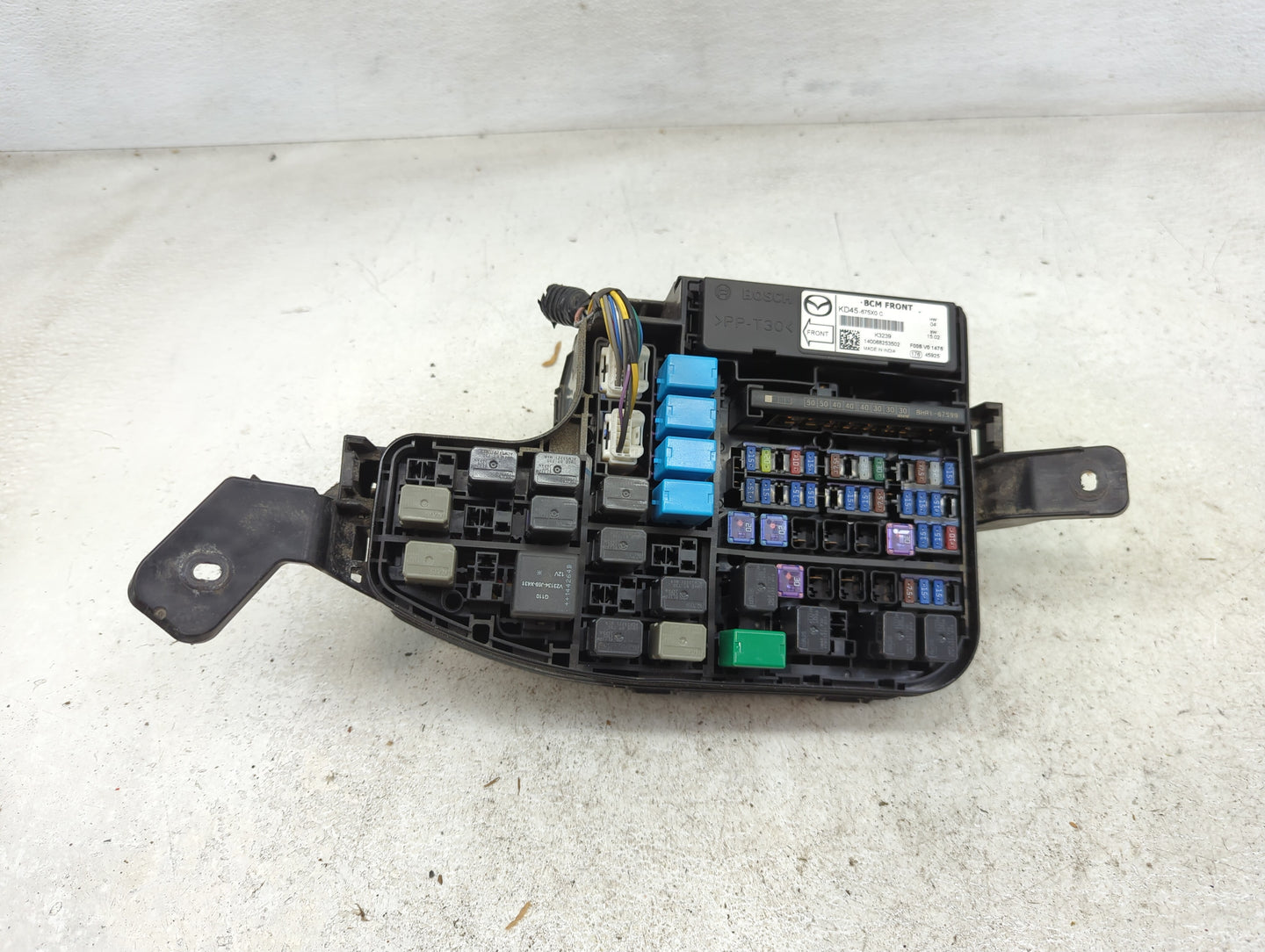 2014-2016 Mazda 3 Fusebox Fuse Box Panel Relay Module P/N:KD45-675X0 Fits Fits 2014 2015 2016 OEM Used Auto Parts - Oemuseda