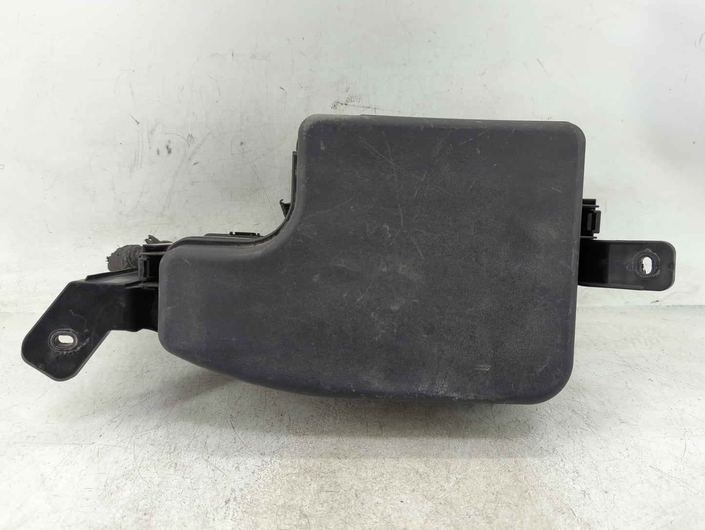 2014-2016 Mazda 3 Fusebox Fuse Box Panel Relay Module P/N:BHR1-66767 Fits Fits 2014 2015 2016 OEM Used Auto Parts - Oemuseda
