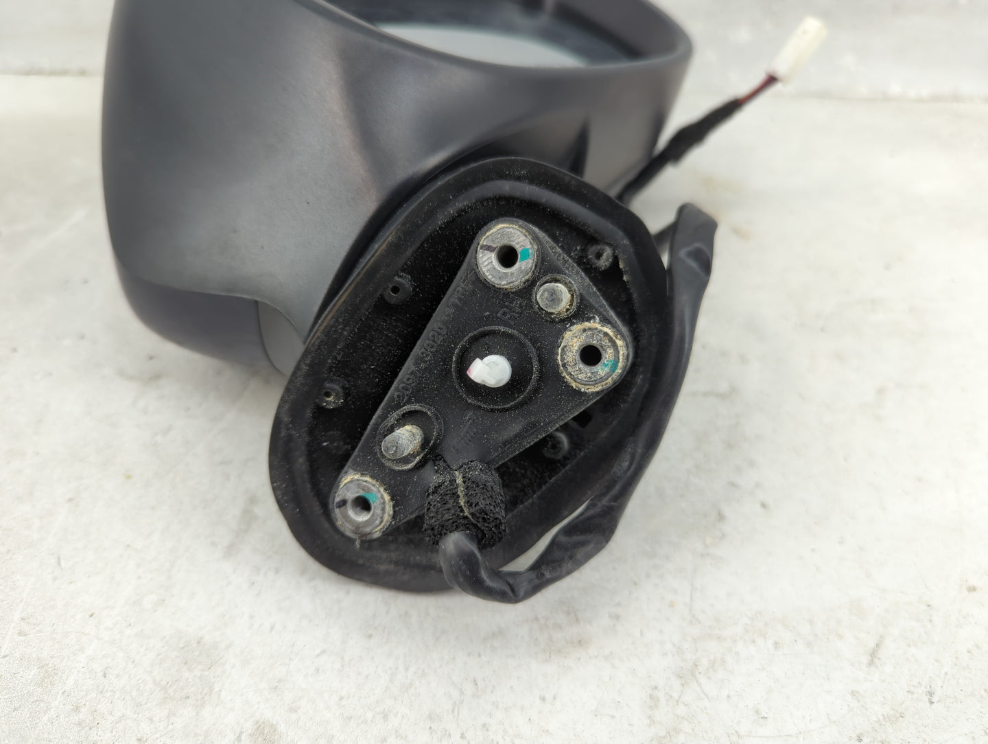 2014-2016 Mazda 3 Passenger Side View Mirror - Right Door Mirror OEM Used - Oemusedautoparts1.com