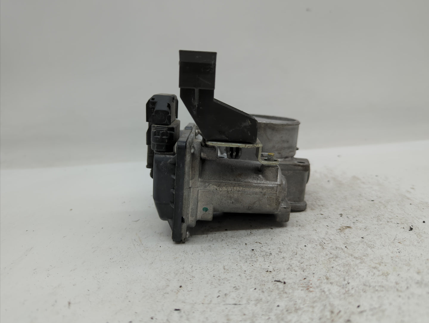 2012-2014 Mazda 3 Throttle Body P/N:13 640 A 640 K4238 1R24, 640 K4238 6R26, 13 640 B, 640 K4238 7T13 Fits Fits 2012 2013 20
