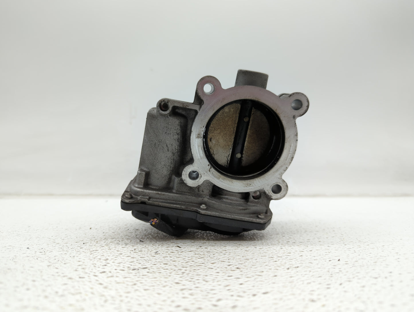 2014 Mazda 3 Throttle Body P/N:K4238 13 640 A 12681472AA, PY01 13 640 A Fits OEM Used Auto Parts - Oemusedautoparts1.com