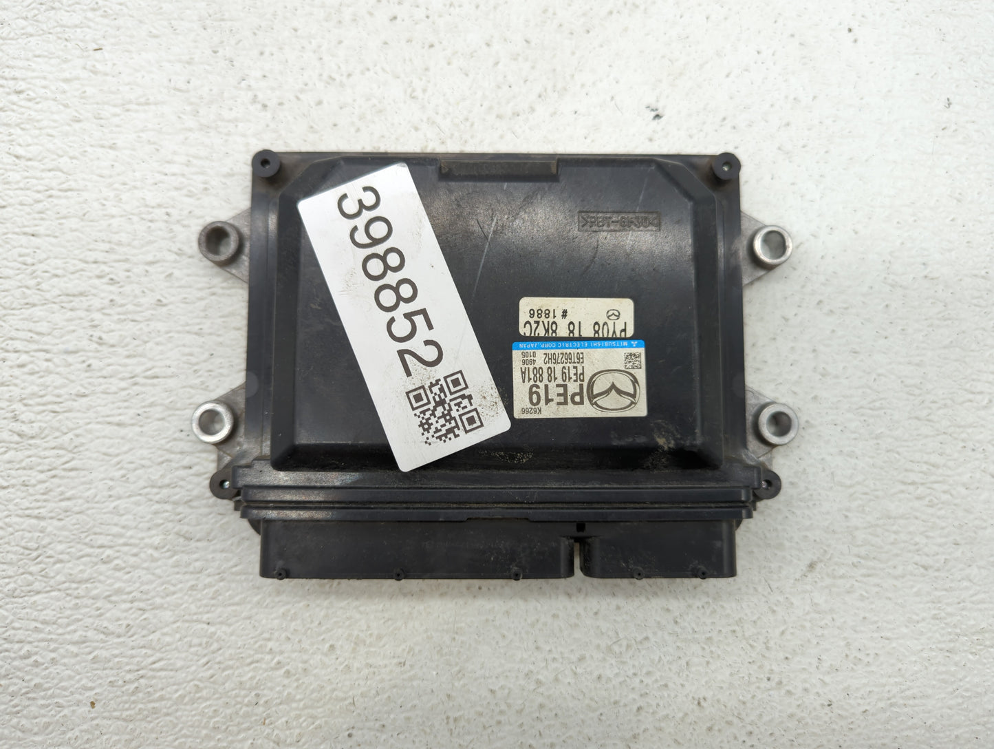 2014 Mazda 3 PCM Engine Control Computer ECU ECM PCU OEM P/N:PEDH 18 881 PEAB 18 881A, 03L 906 012 BP, PE19 18 881A Fits OEM