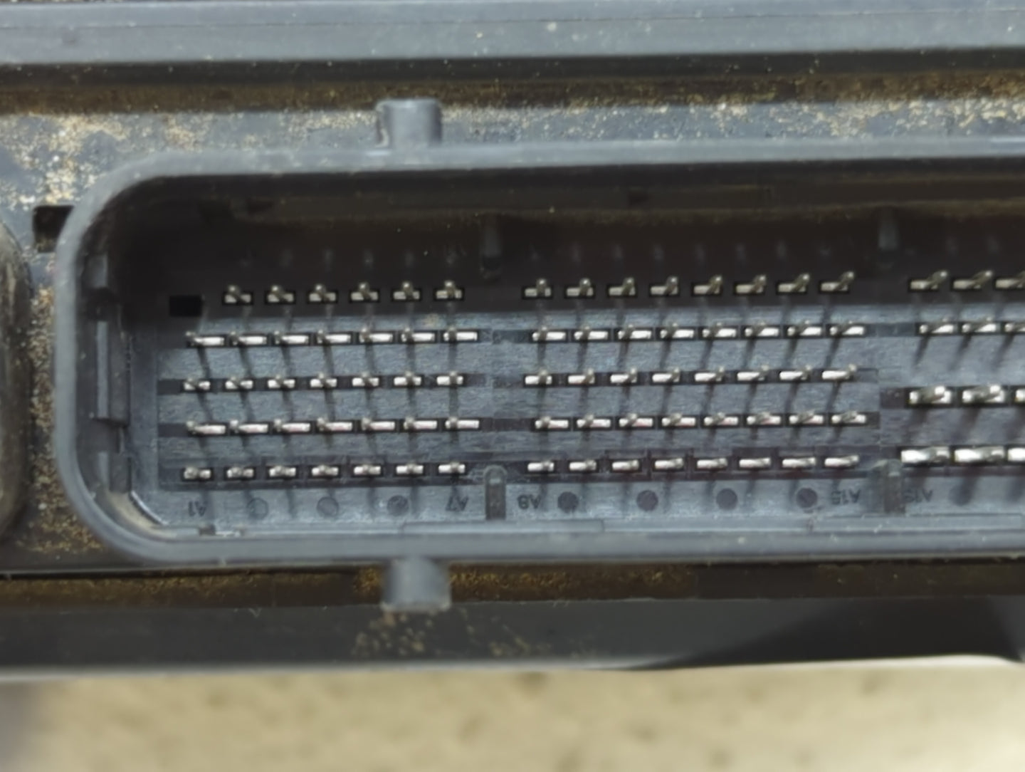 2014 Mazda 3 PCM Engine Control Computer ECU ECM PCU OEM P/N:PEDH 18 881 PEAB 18 881A, 03L 906 012 BP, PE19 18 881A Fits OEM