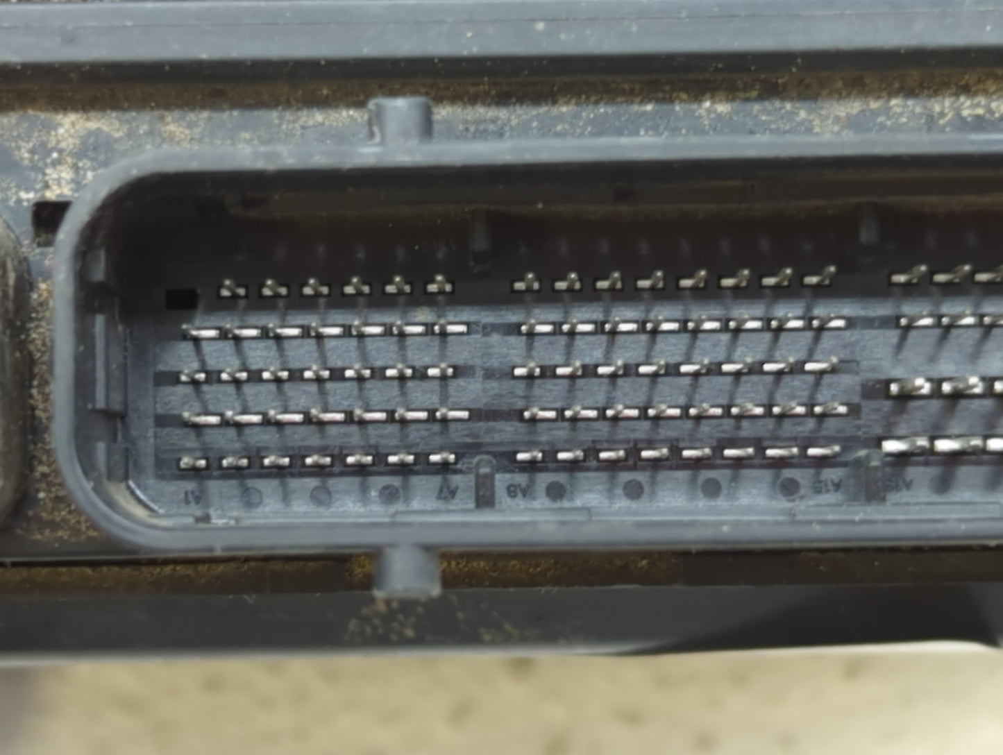 2014 Mazda 3 PCM Engine Control Computer ECU ECM PCU OEM P/N:PEDH 18 881 PEAB 18 881A, 03L 906 012 BP, PE19 18 881A Fits OEM