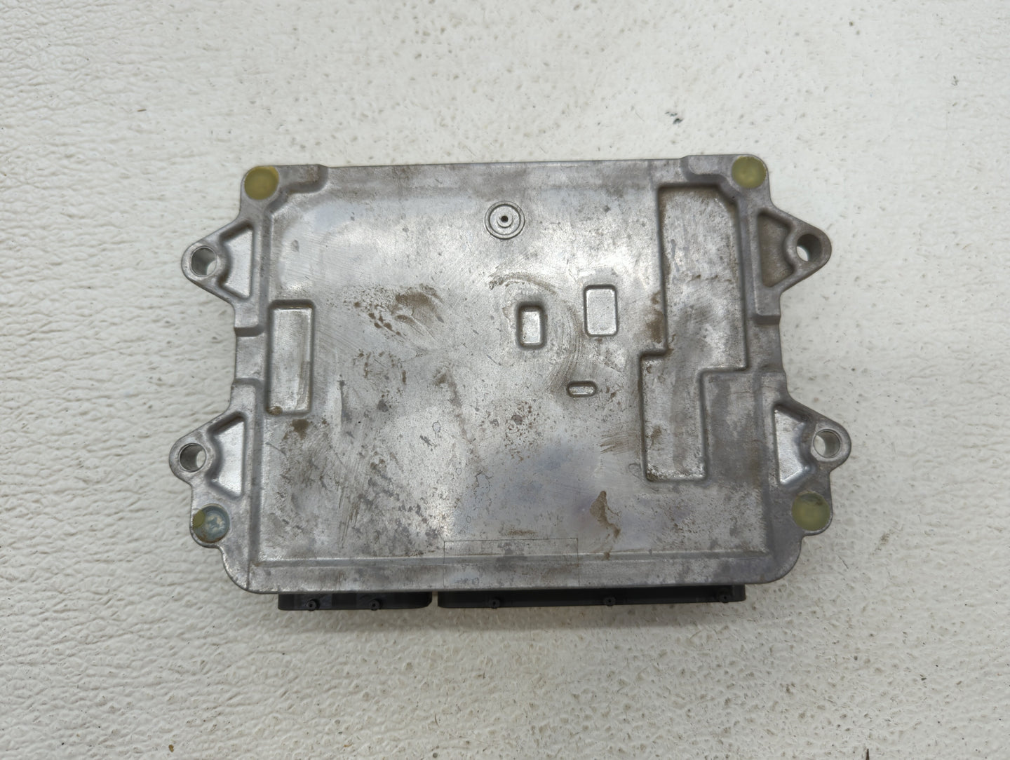2014 Mazda 3 PCM Engine Control Computer ECU ECM PCU OEM P/N:PEDH 18 881 PEAB 18 881A, 03L 906 012 BP, PE19 18 881A Fits OEM