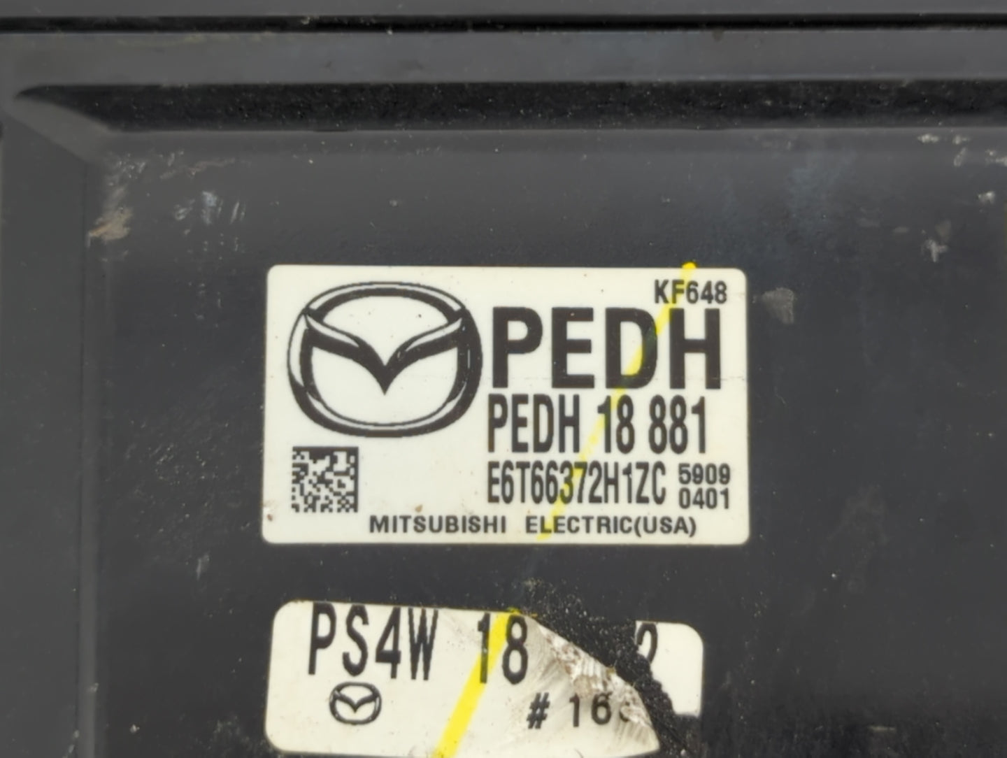 2014-2016 Mazda 3 PCM Engine Control Computer ECU ECM PCU OEM P/N:PEDH 18 881 PEAB 18 881A Fits Fits 2014 2015 2016 OEM Used
