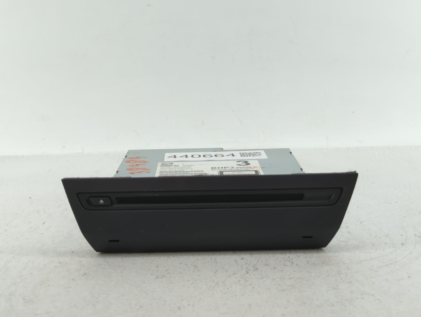 2014-2018 Mazda 3 Am Fm Cd Player Radio Receiver - Oemusedautoparts1.com