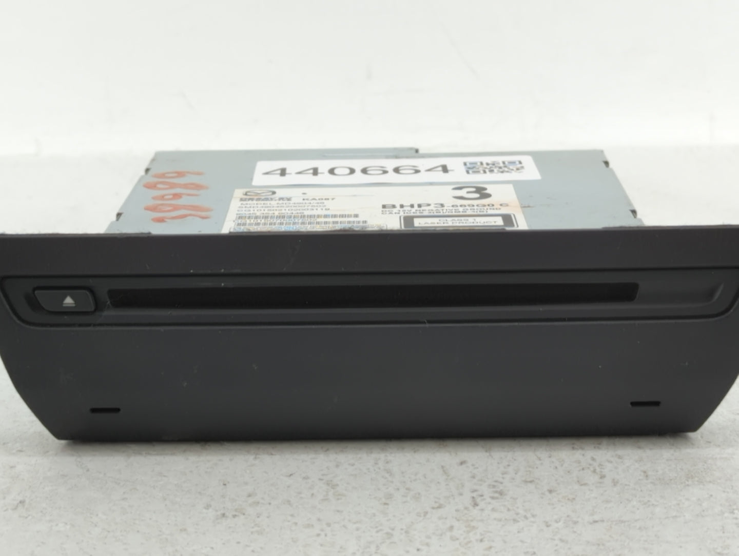 2014-2018 Mazda 3 Am Fm Cd Player Radio Receiver - Oemusedautoparts1.com