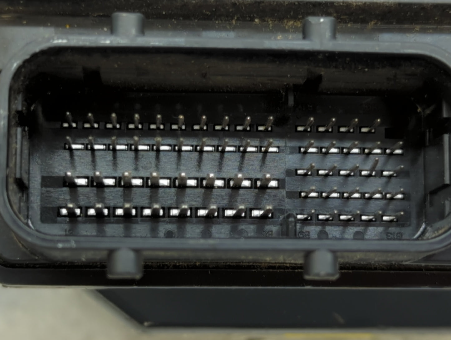 2014-2016 Mazda 3 PCM Engine Control Computer ECU ECM PCU OEM P/N:PEAB 18 881A PEDH 18 881 Fits Fits 2014 2015 2016 OEM Used