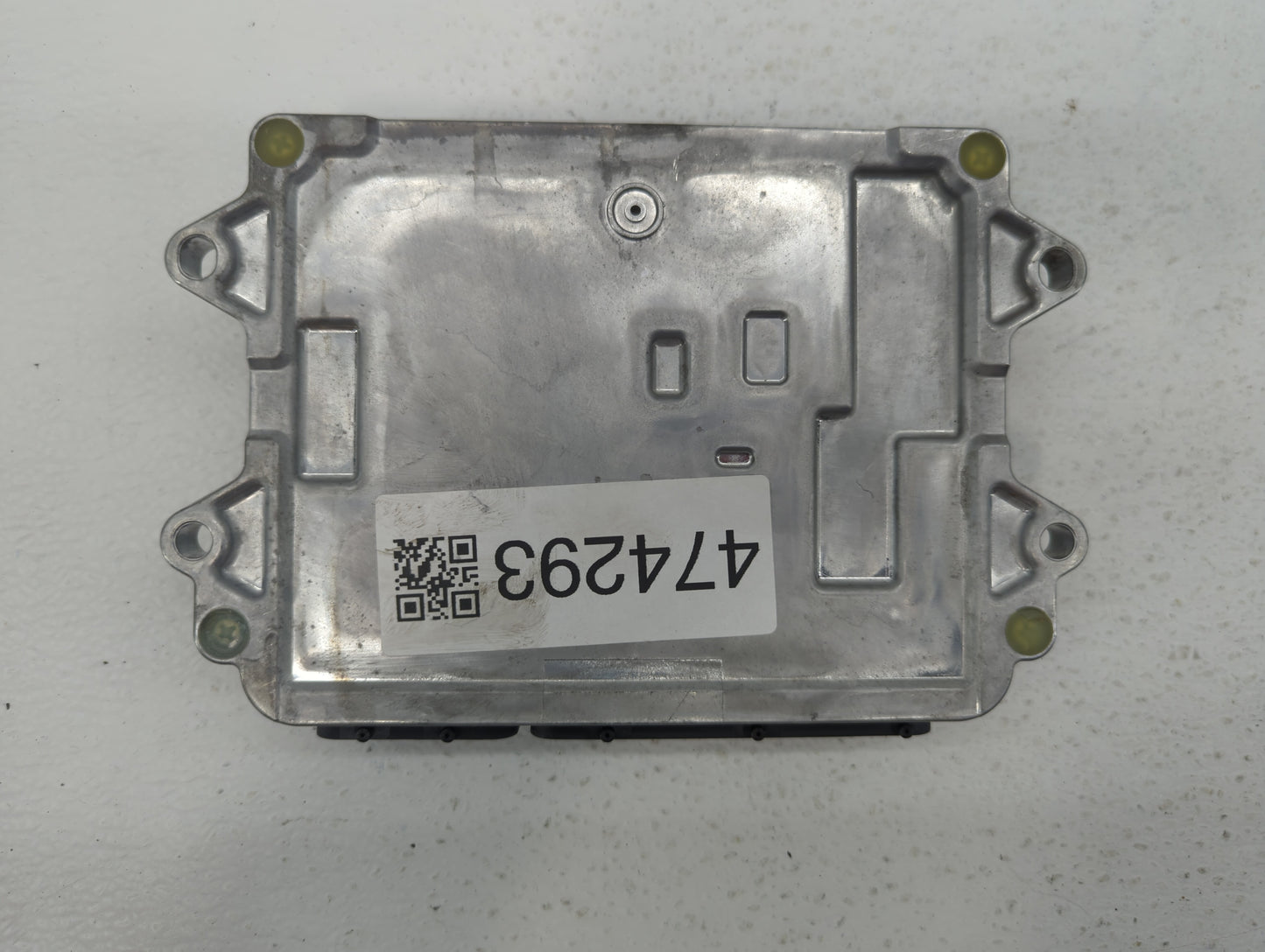 2014-2016 Mazda 3 PCM Engine Control Computer ECU ECM PCU OEM P/N:PEAB 18 881A PEDH 18 881 Fits Fits 2014 2015 2016 OEM Used