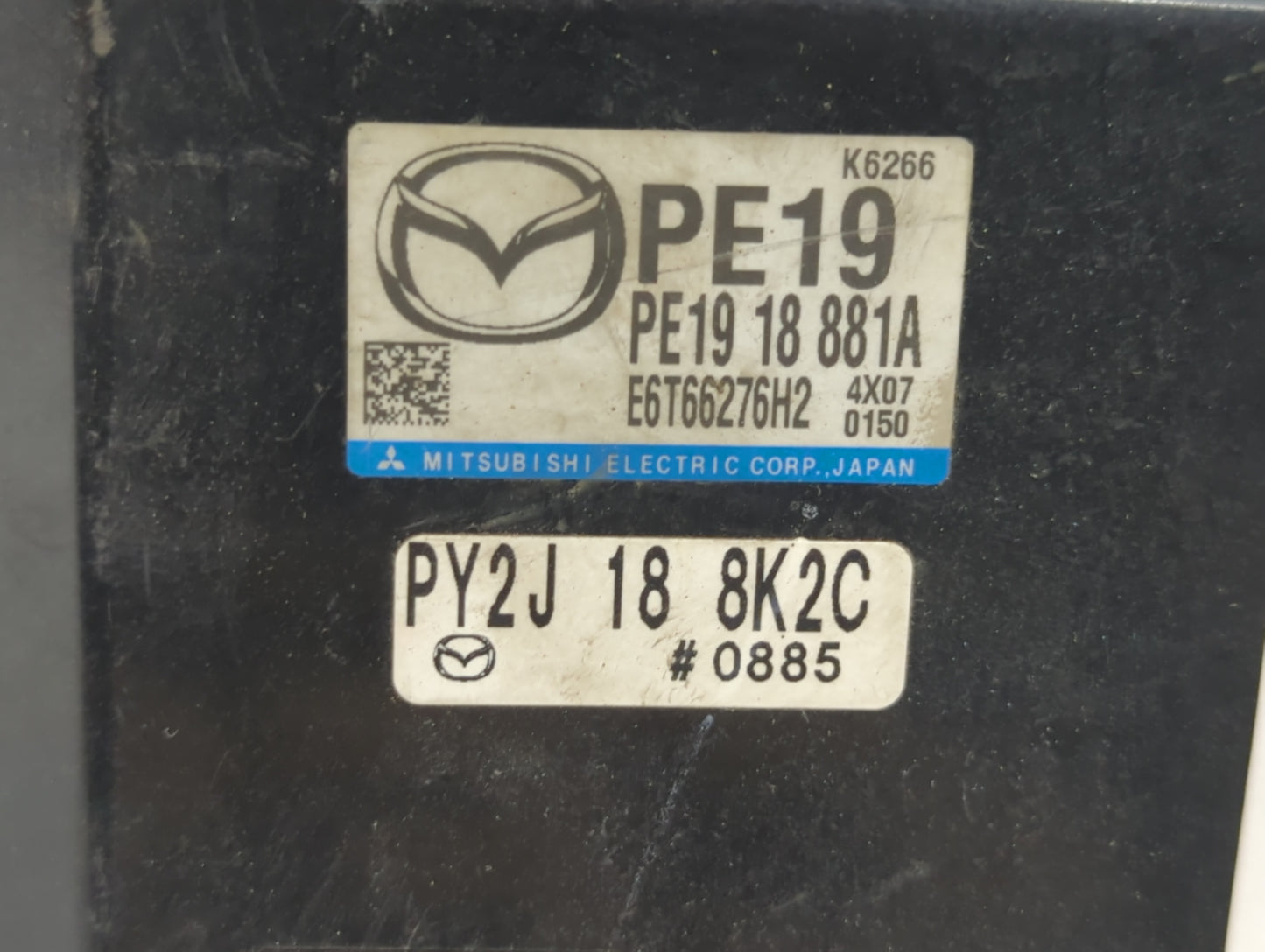 2014-2016 Mazda 3 PCM Engine Control Computer ECU ECM PCU OEM P/N:PEAB 18 881A PEDH 18 881 Fits Fits 2014 2015 2016 OEM Used