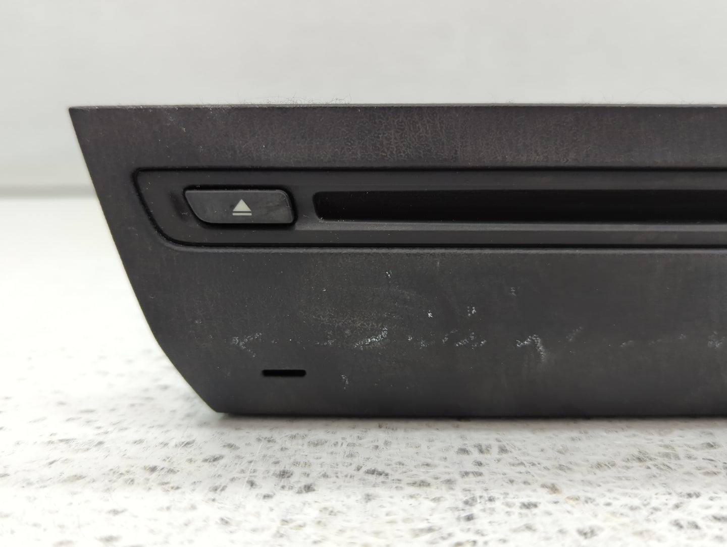 2014-2018 Mazda 3 Radio AM FM Cd Player Receiver Replacement P/N:BHP3-669G0 Fits Fits 2014 2015 2016 2017 2018 OEM Used Auto