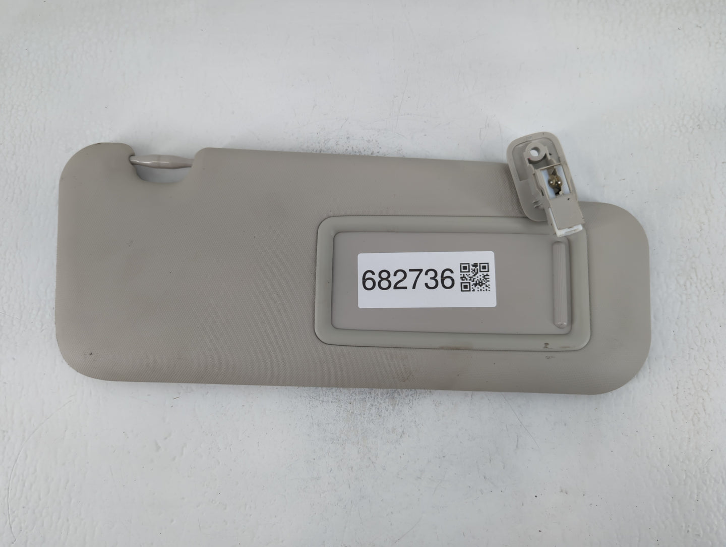 2014-2018 Mazda 3 Sun Visor Shade Replacement Passenger Right Mirror Fits Fits 2014 2015 2016 2017 2018 OEM Used Auto Parts 