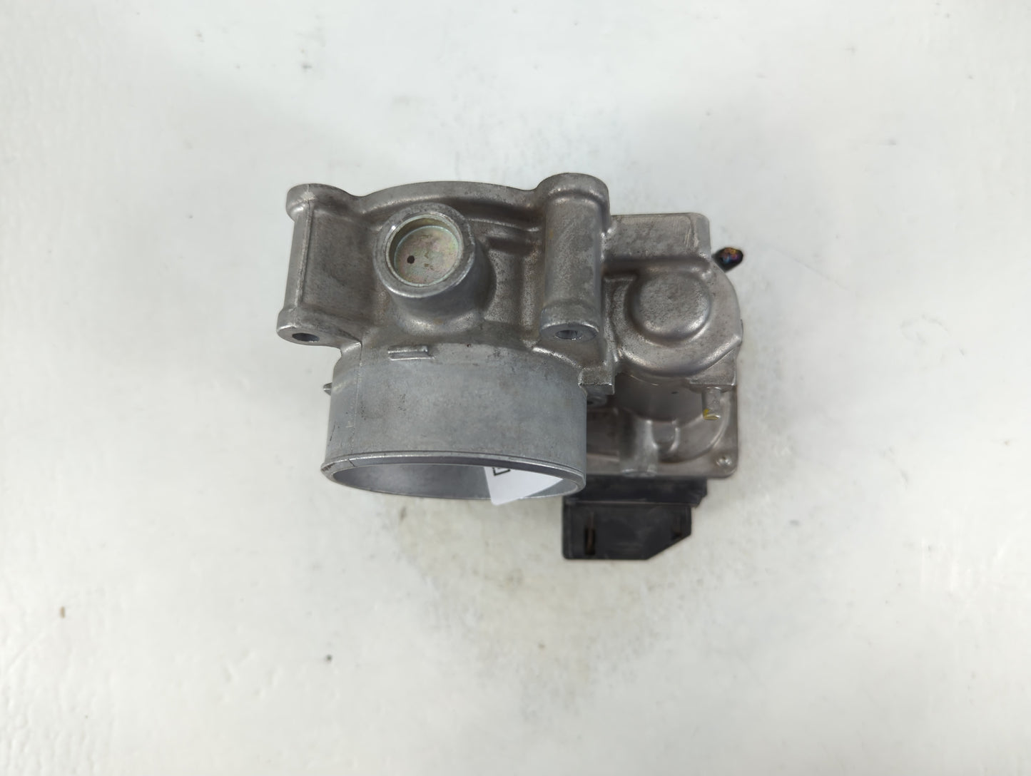 2012-2018 Mazda 3 Throttle Body P/N:0675 3S31 K4238, 13 640 Fits Fits 2012 2013 2014 2015 2016 2017 2018 OEM Used Auto Parts