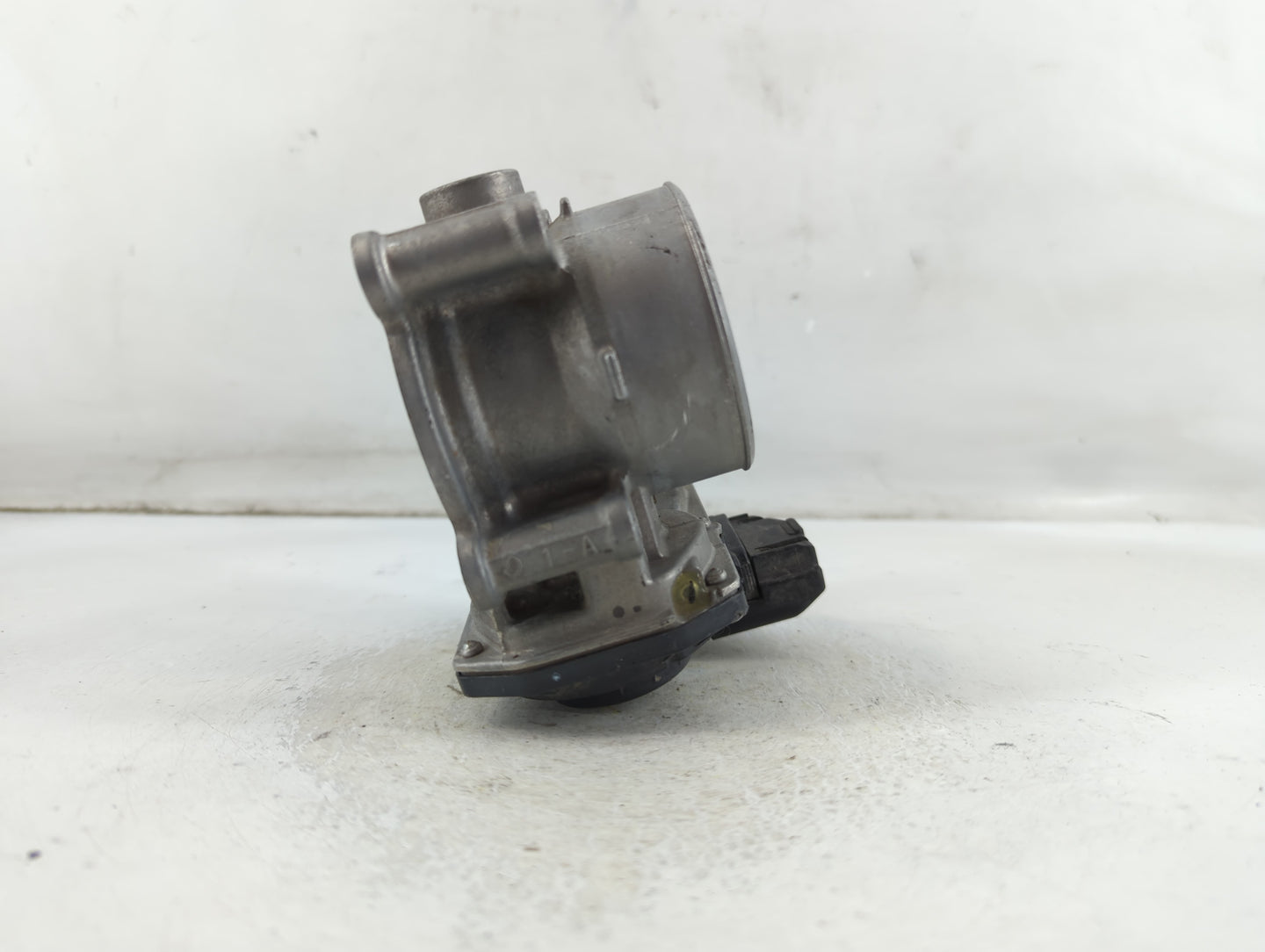 2012-2018 Mazda 3 Throttle Body P/N:0675 3S31 K4238, 13 640 Fits Fits 2012 2013 2014 2015 2016 2017 2018 OEM Used Auto Parts