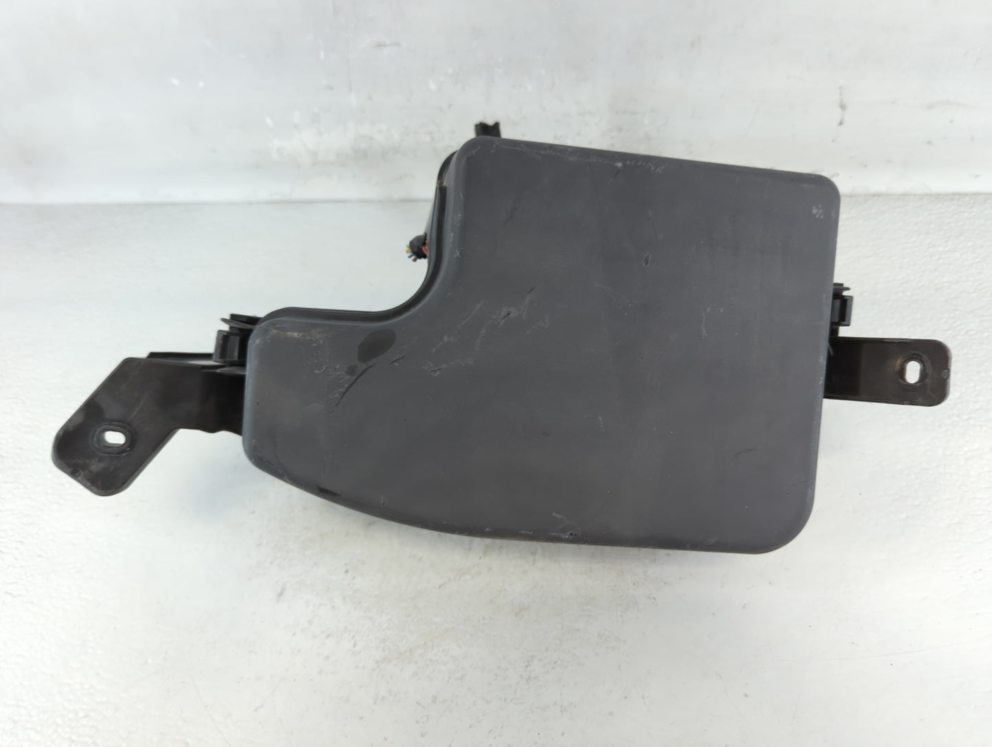 2014-2016 Mazda 3 Fusebox Fuse Box Panel Relay Module P/N:KD45-675X0 C Fits Fits 2014 2015 2016 OEM Used Auto Parts - Oemuse