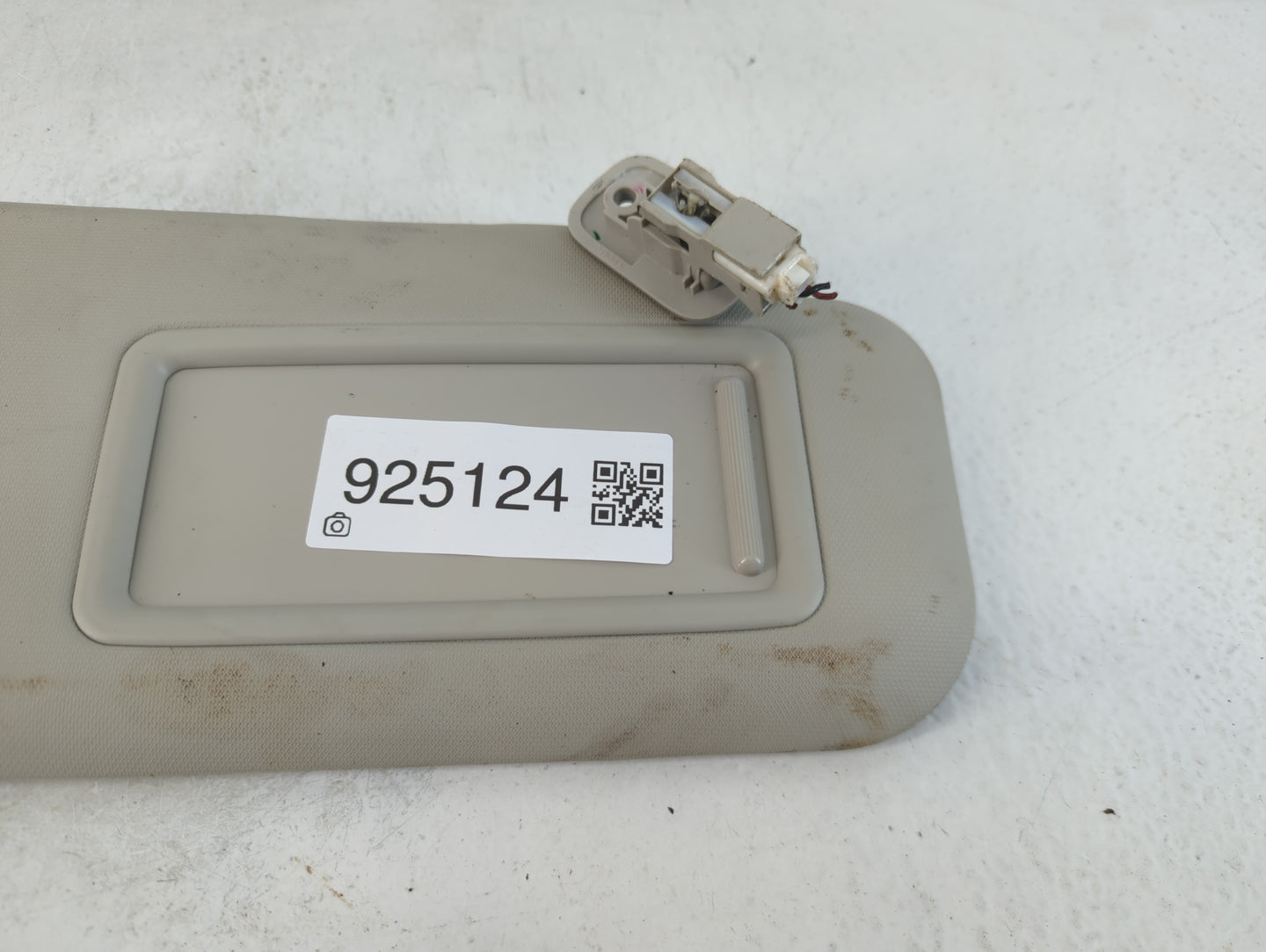 2014-2018 Mazda 3 Sun Visor Shade Replacement Passenger Right Mirror Fits Fits 2014 2015 2016 2017 2018 OEM Used Auto Parts 