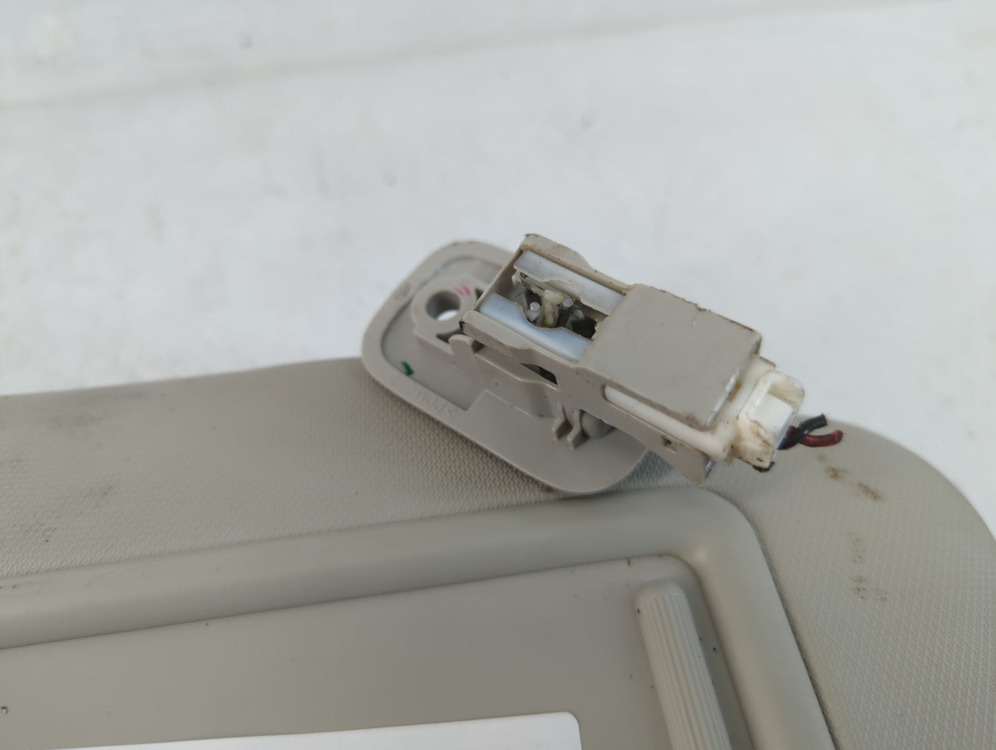 2014-2018 Mazda 3 Sun Visor Shade Replacement Passenger Right Mirror Fits Fits 2014 2015 2016 2017 2018 OEM Used Auto Parts 