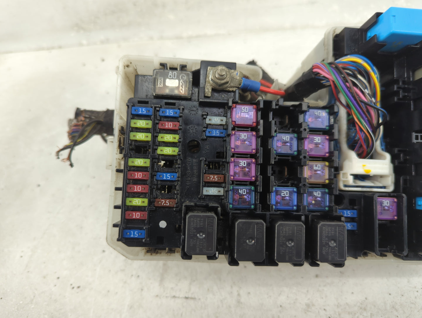 2012-2017 Mazda 5 Fusebox Fuse Box Panel Relay Module P/N:C597-6676Y Fits Fits 2012 2013 2014 2015 2016 2017 OEM Used Auto P
