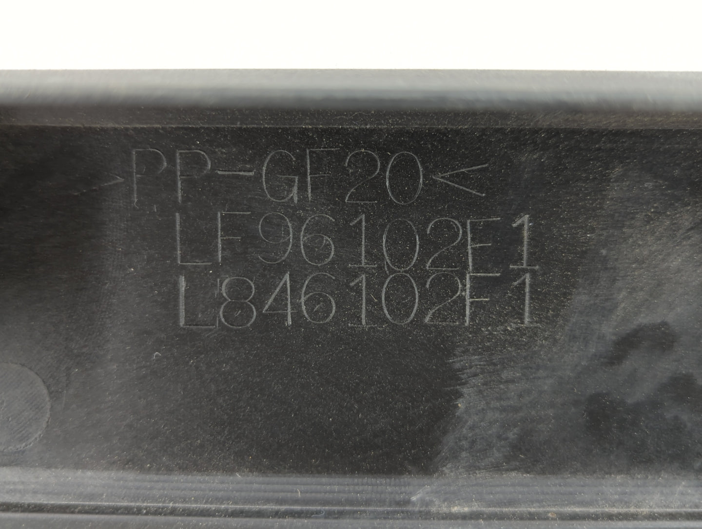 2015 Mazda 5 Engine Cover - Oemusedautoparts1.com