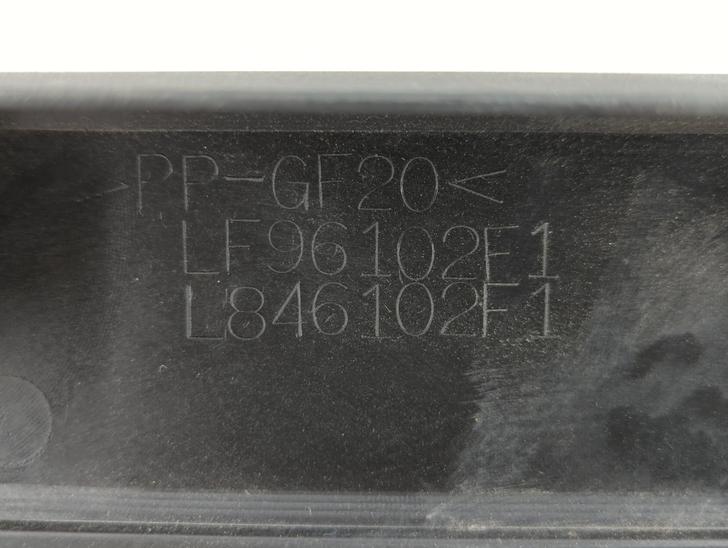 2015 Mazda 5 Engine Cover - Oemusedautoparts1.com