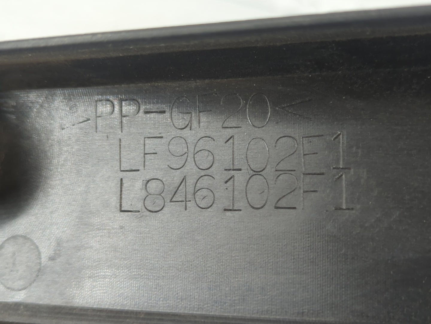 2015 Mazda 5 Engine Cover - Oemusedautoparts1.com