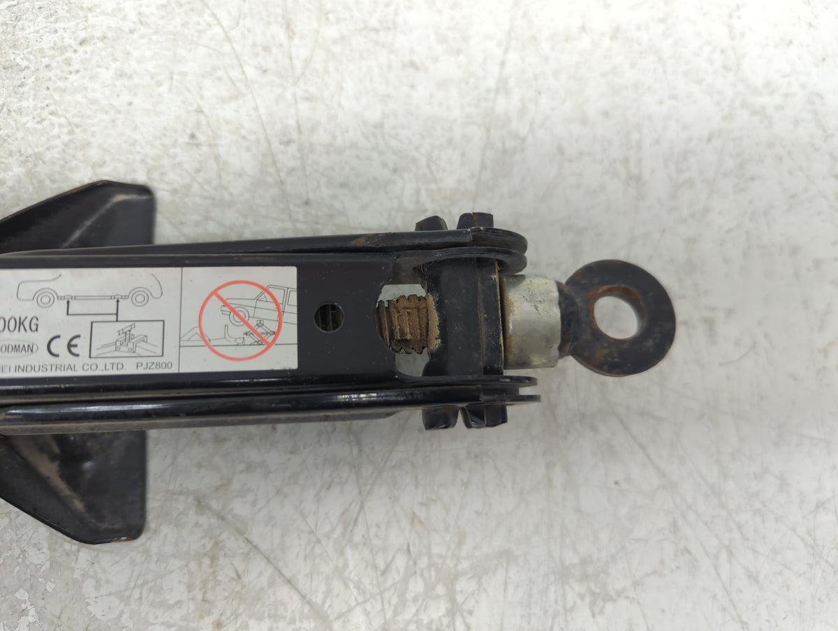 2015 Mazda 6 Spare Scissor Car Jack - Oemusedautoparts1.com